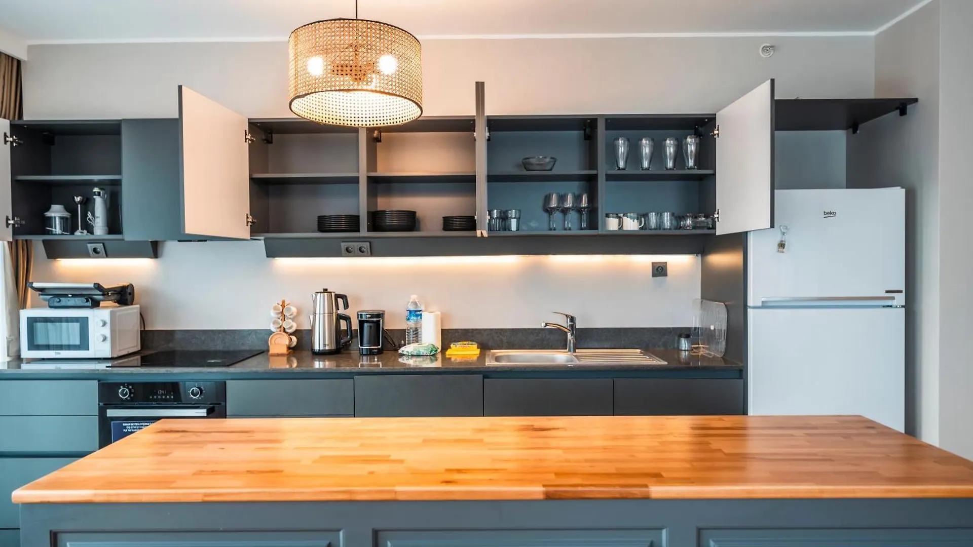 3 Bedroom Flat With Gym Imperium 25 伊斯坦布尔